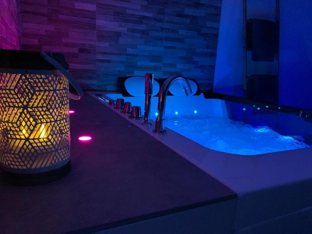 Appartement Cosy Jacuzzy Luxe Gare De Tulon Zewnętrze zdjęcie